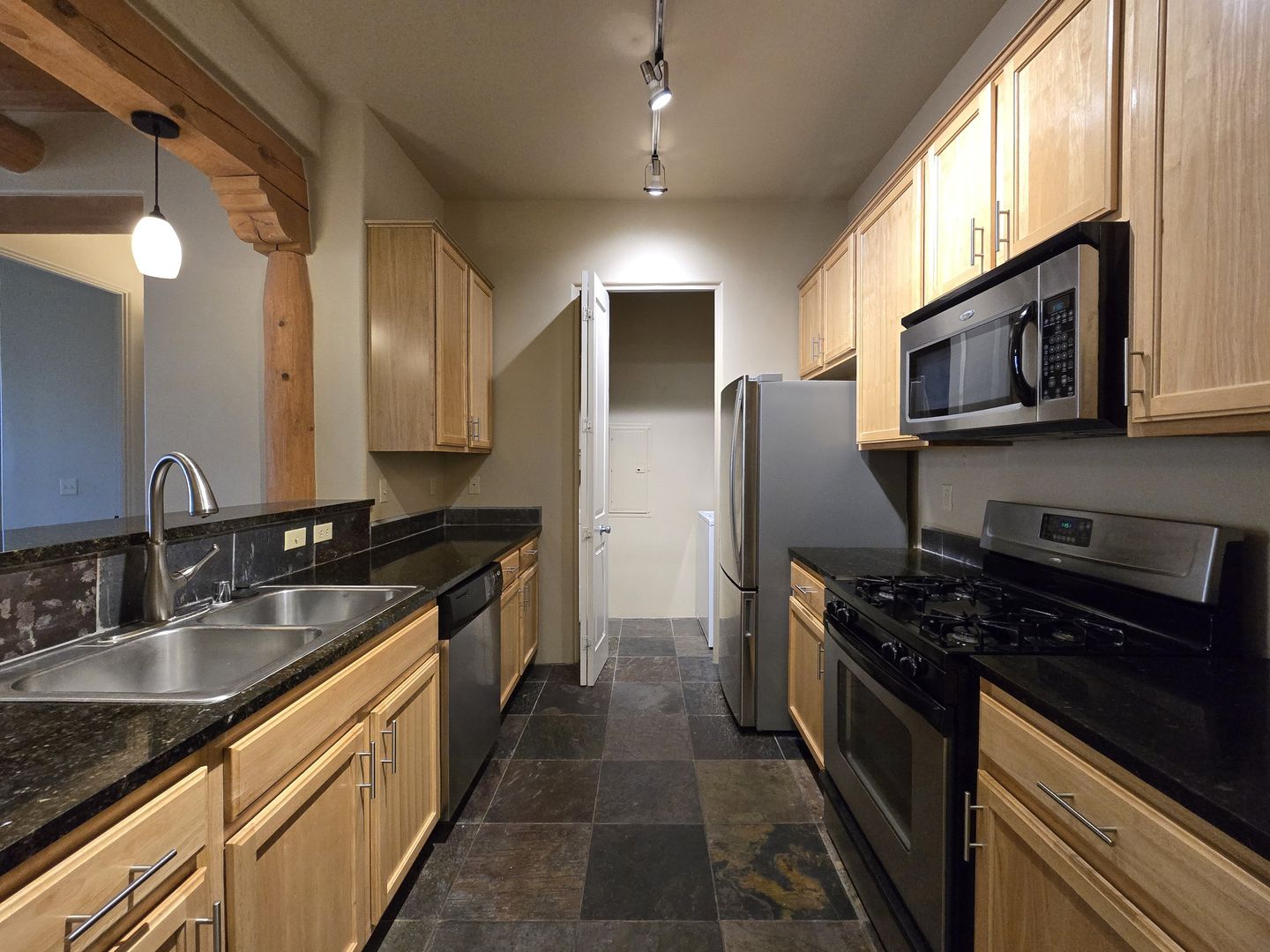 Santa Fe, Condo: 1405 Vegas Verde #B234