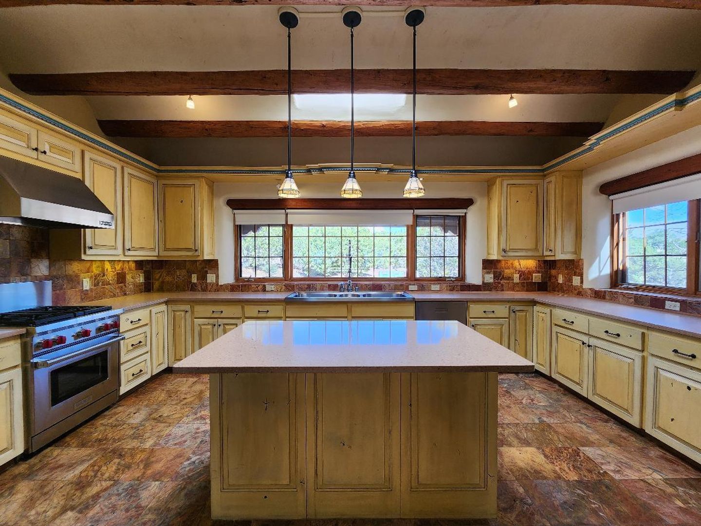 Santa Fe House: 4 Palentine Rd