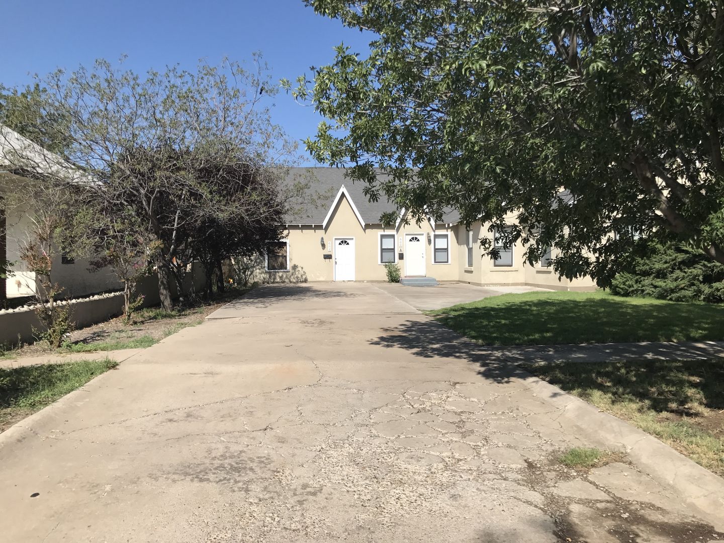 Roswell House: 602 S Pennsylvania Ave