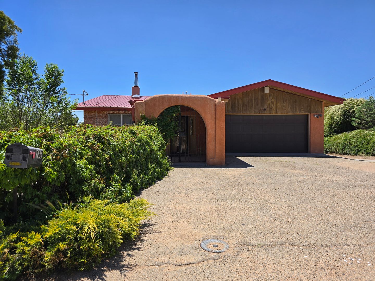 Santa Fe House: 166 Galisteo Lane
