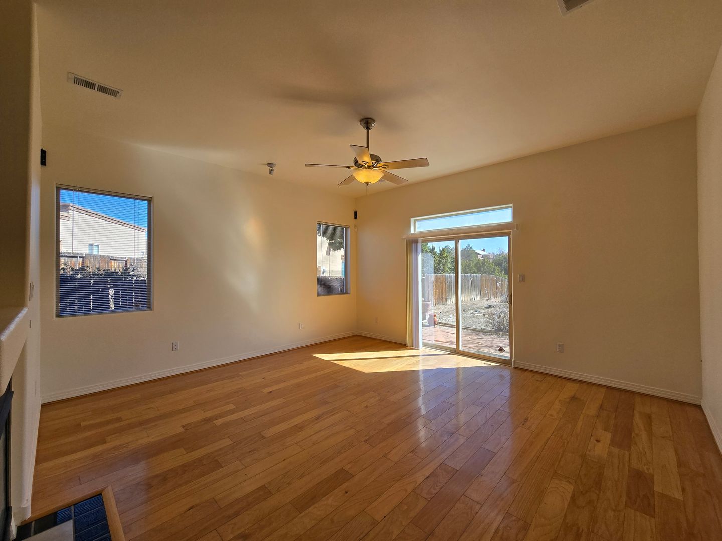 Santa Fe House: 4421 Blue Juniper Loop