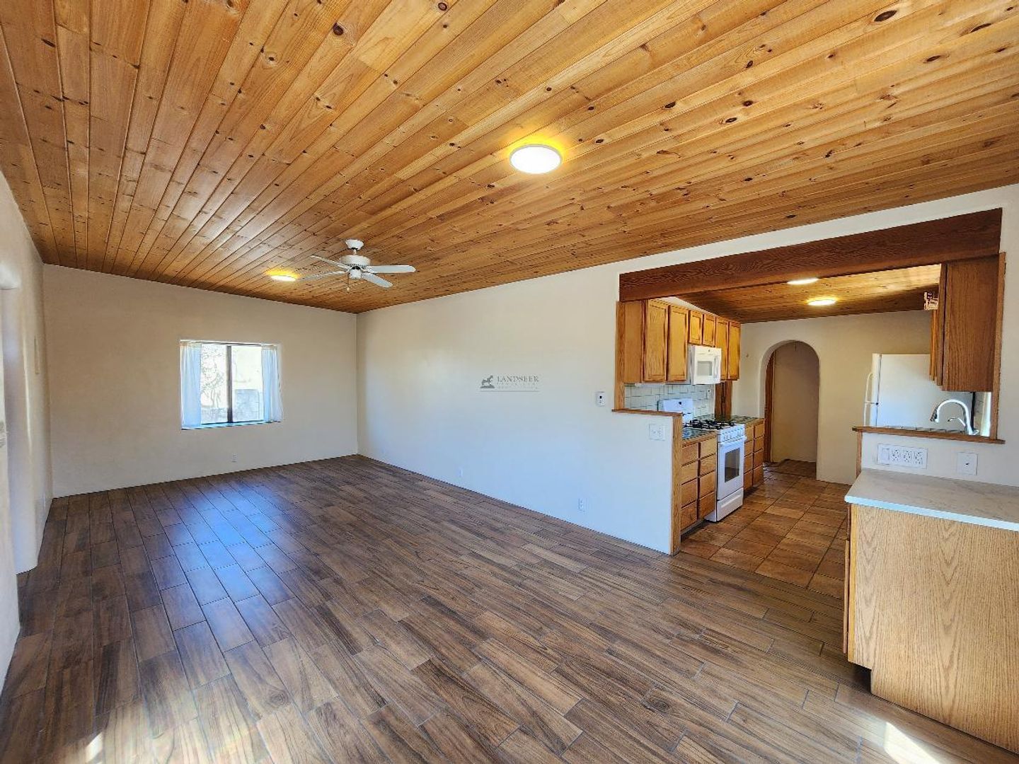 Santa Fe House: 212 Tesuque Dr