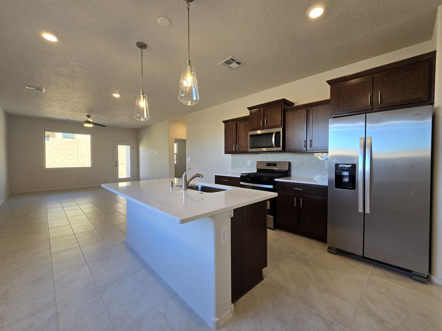 Santa Fe House: 3937 Soledad