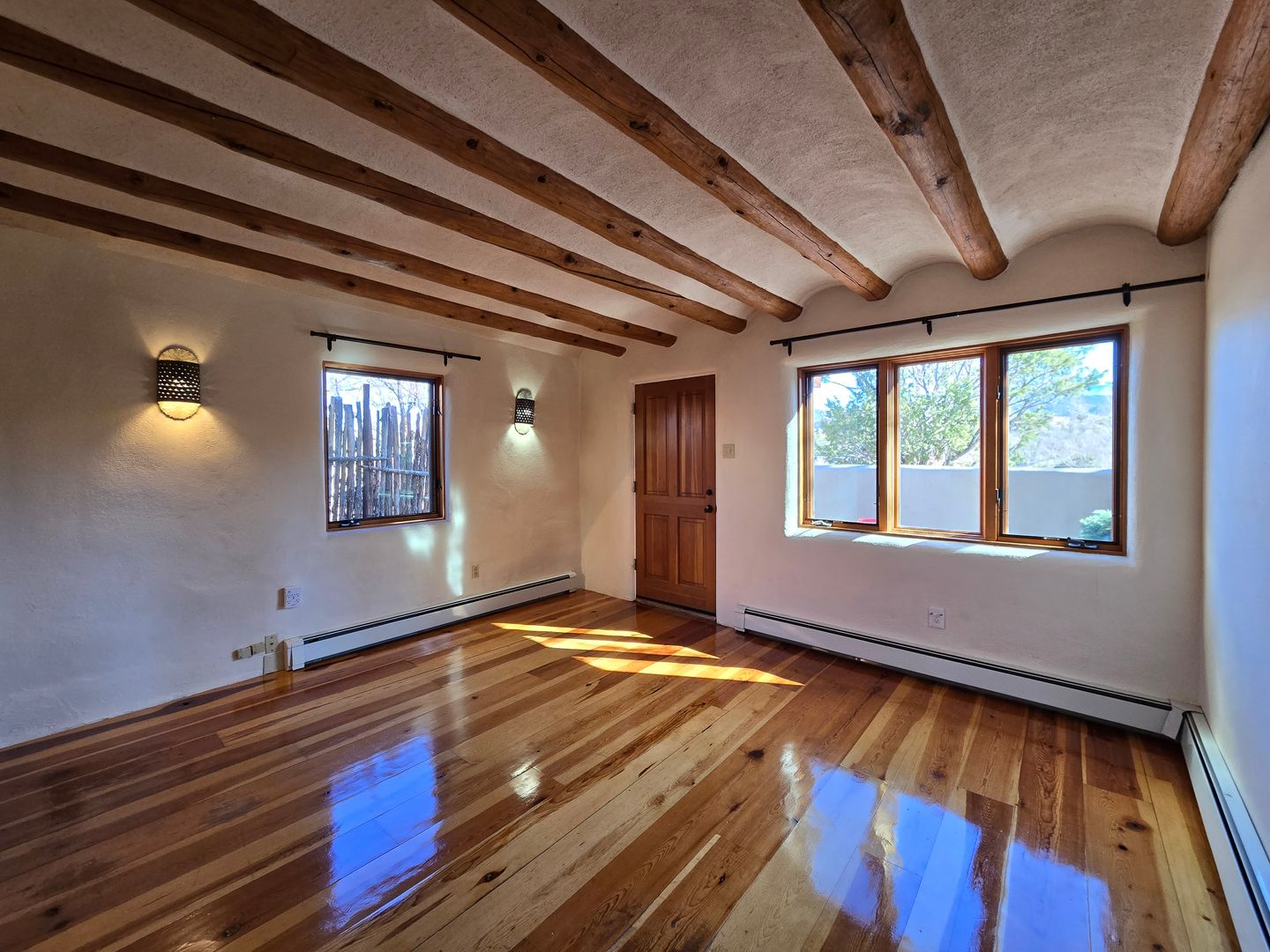 Santa Fe House: 10 Monte Luz