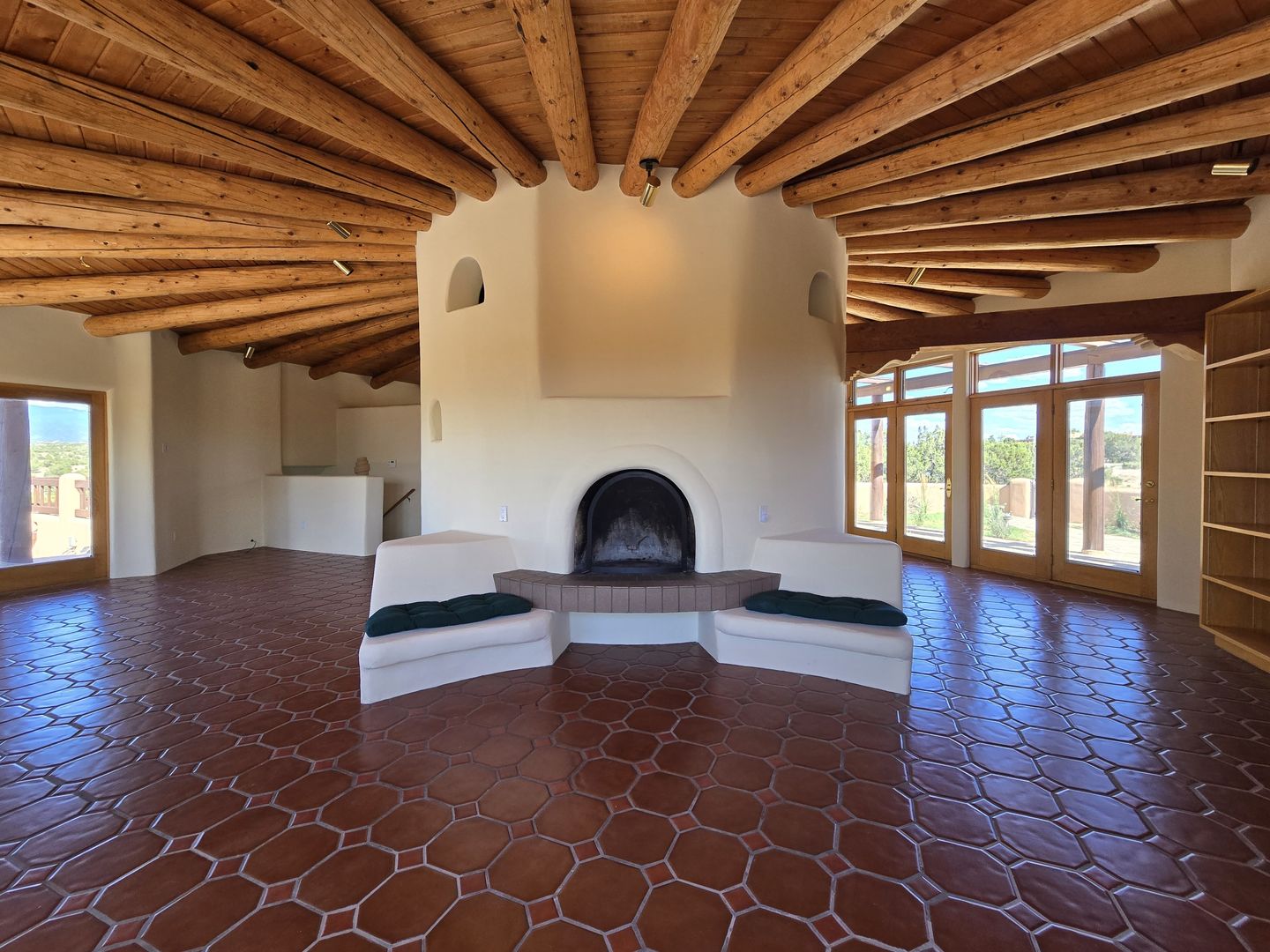 Santa Fe House: 12 Vuelta Tomas