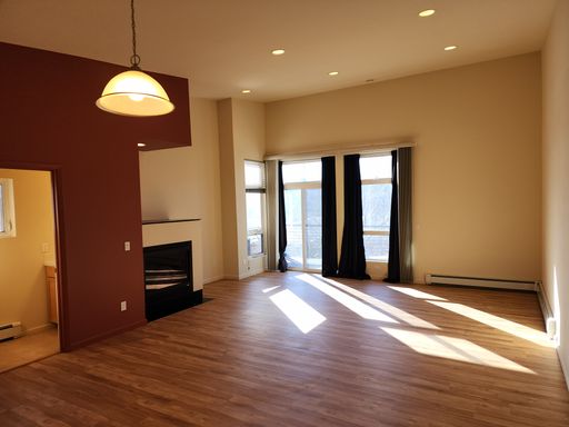 Centrally Located Modern Townhome