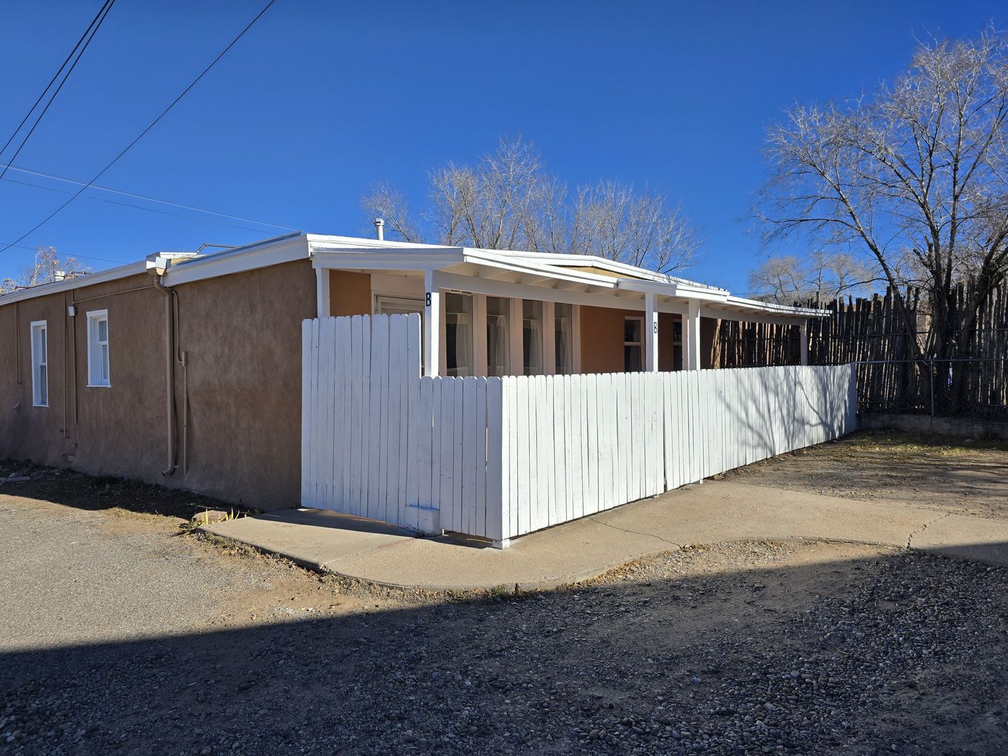 Santa Fe House: 808 Agua Fria #B