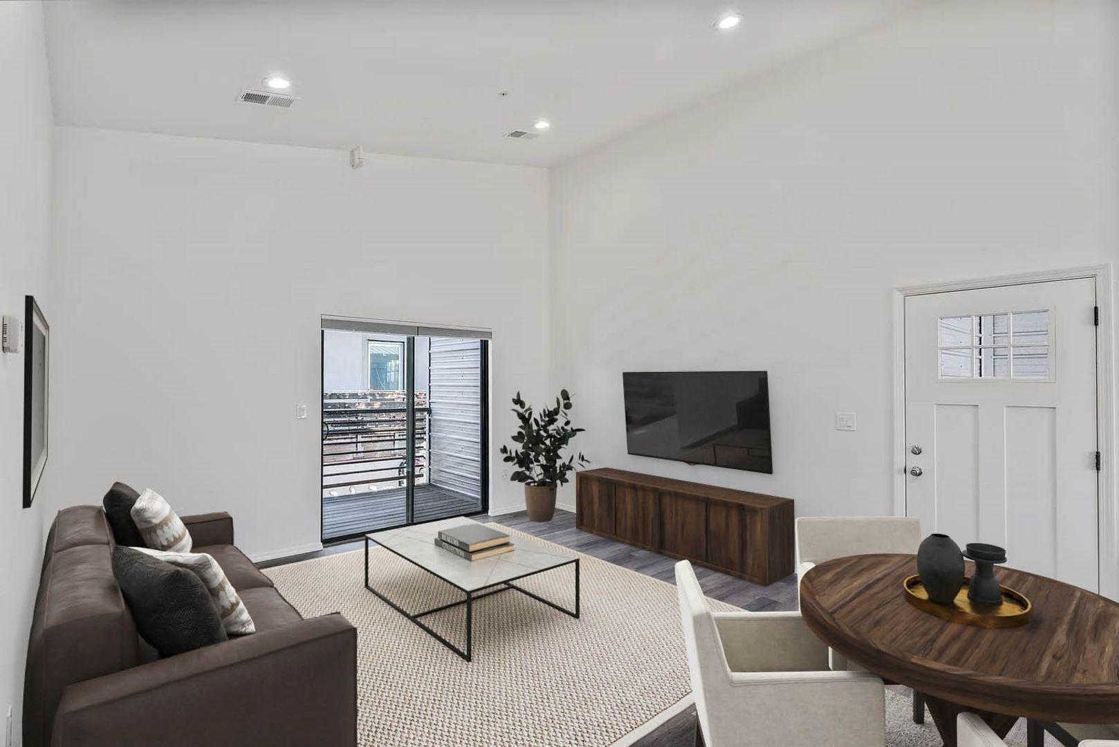 Santa Fe Apartment: 920 Shoofly St