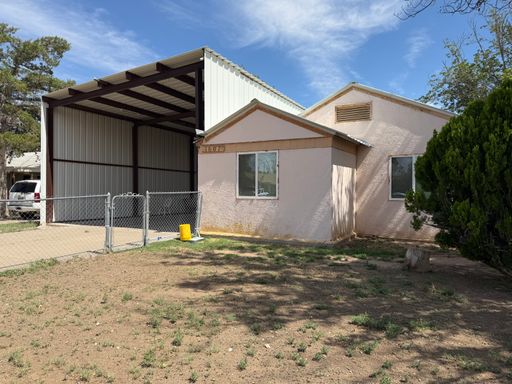 1607 W Walnut – photo 1