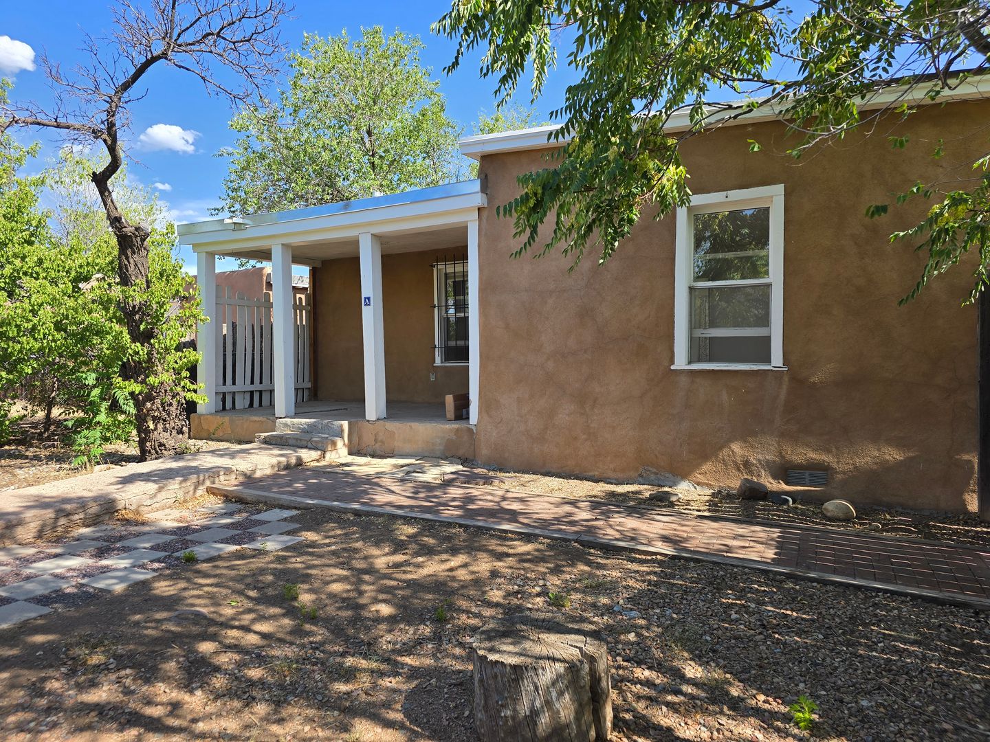 Santa Fe House: 808 Agua Fria Unit A