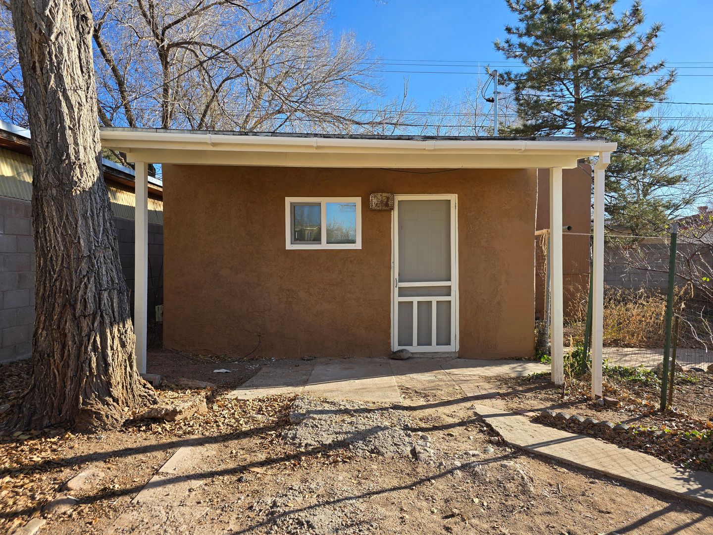 Santa Fe Apartment: 313 Tesuque Dr