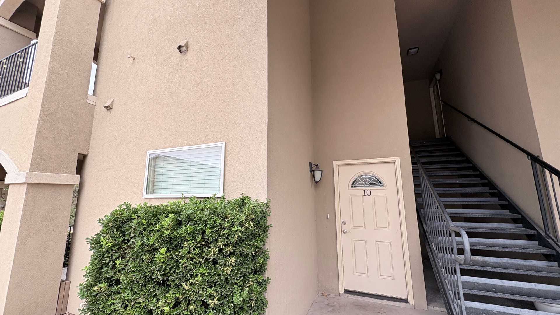 Roswell Apartment: 3300 N Atkinson Ave