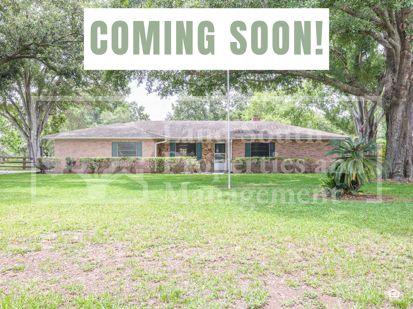Winter Haven House: 2190 Belaire Dr