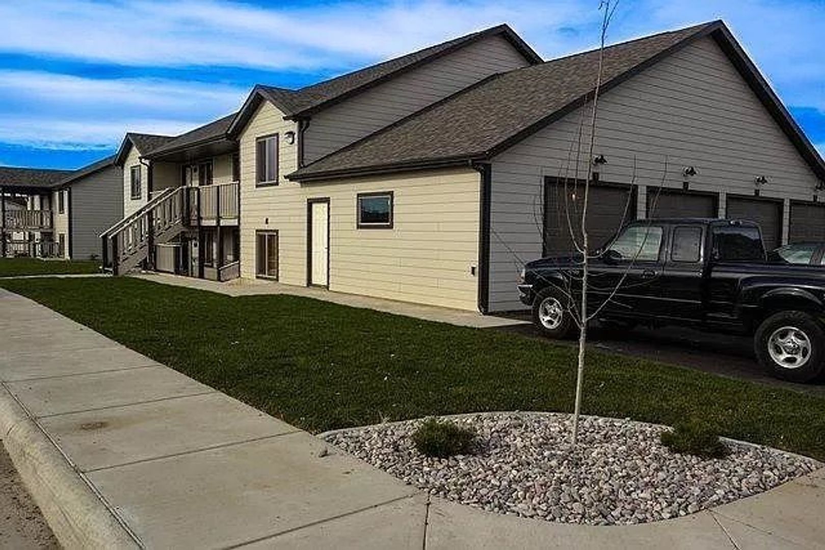 Butte Apartment: 2933 Teal Street