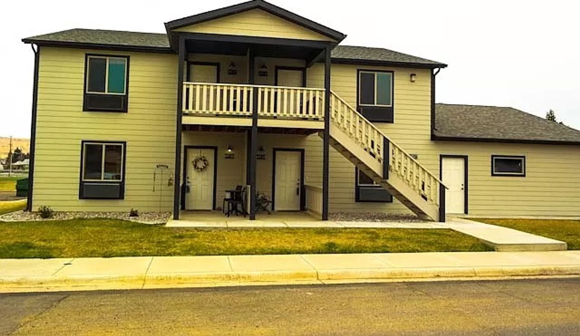 Butte Apartment: 1638 Thornton Ave