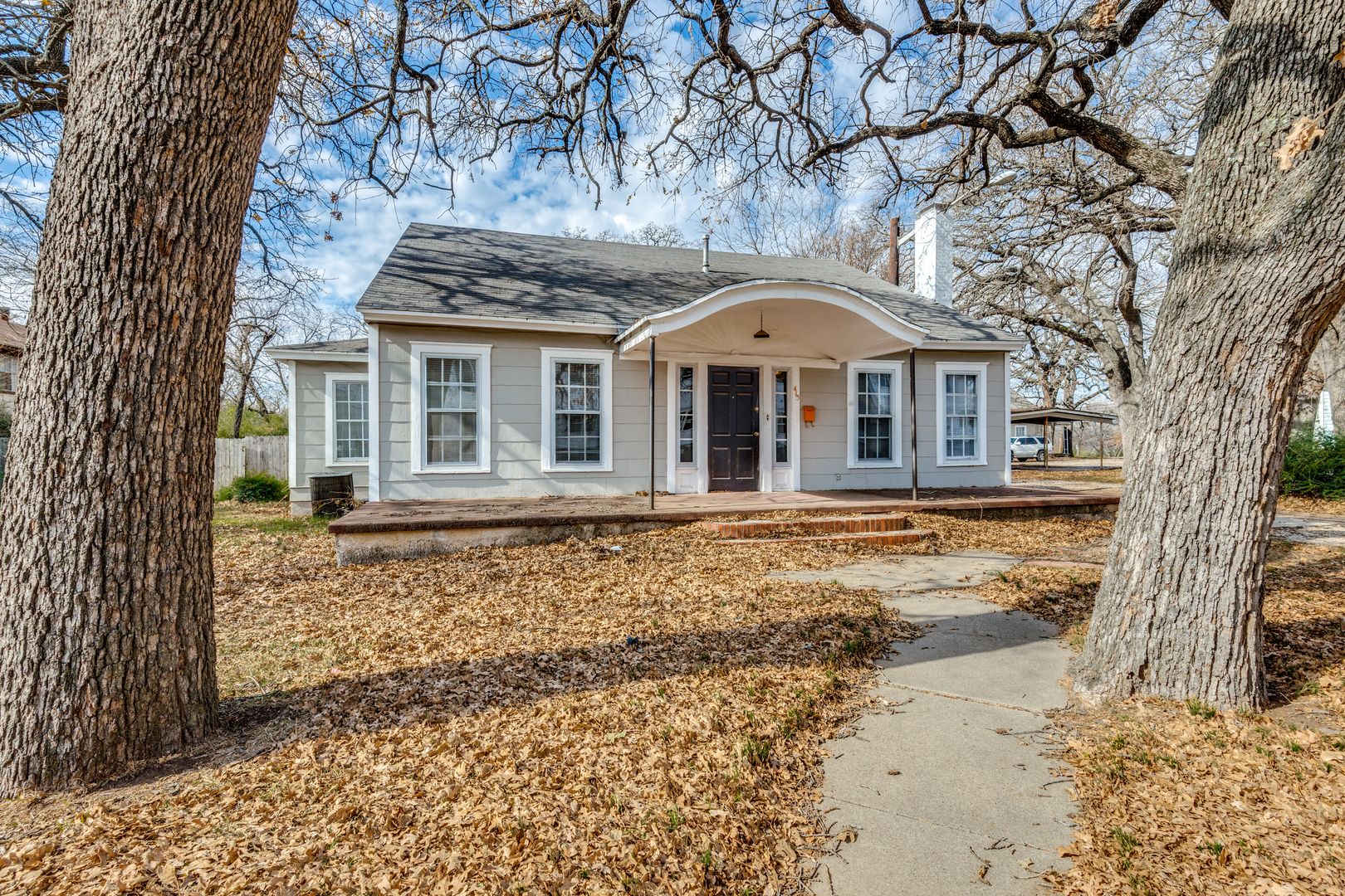 Denton House: 415 Normal Street