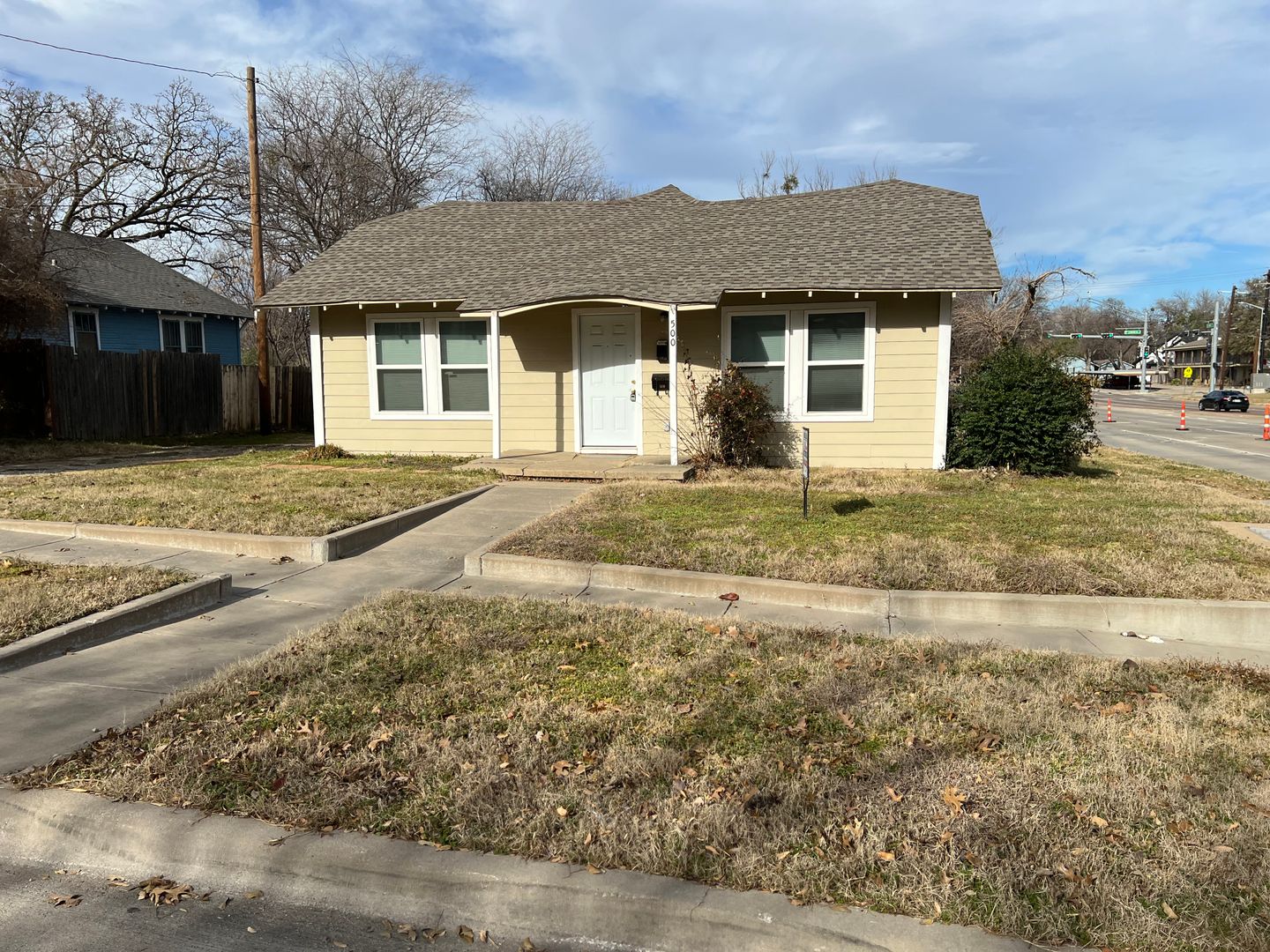 Denton Apartment: 500 W Parkway Street