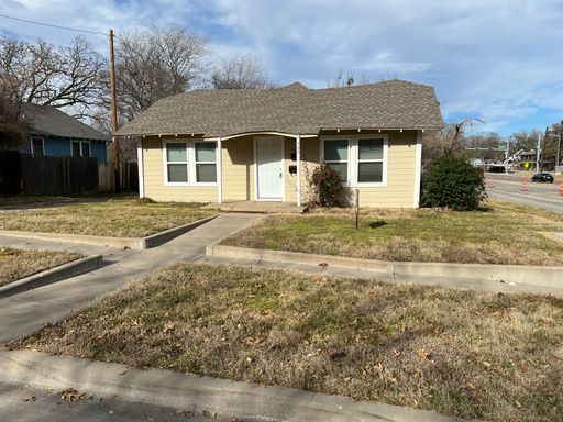 500 W. Parkway, Denton, Tx – photo 1