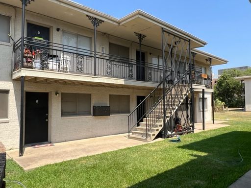 1116 Eagle Drive, Unit 1