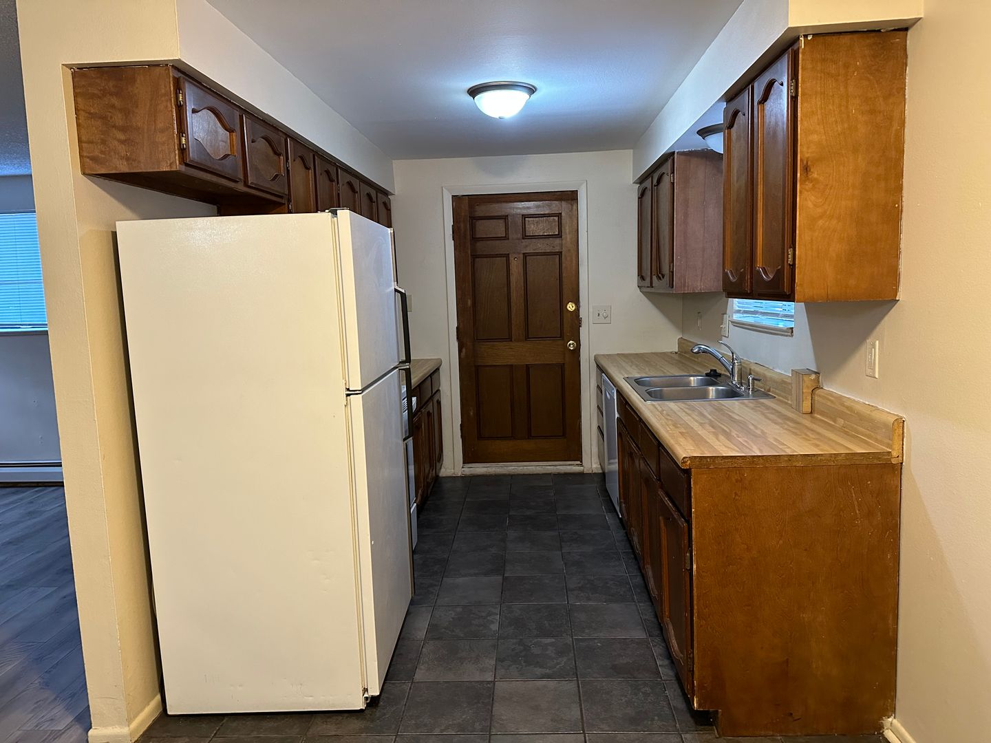 Casper Apartment: 941 E. 23rd Street