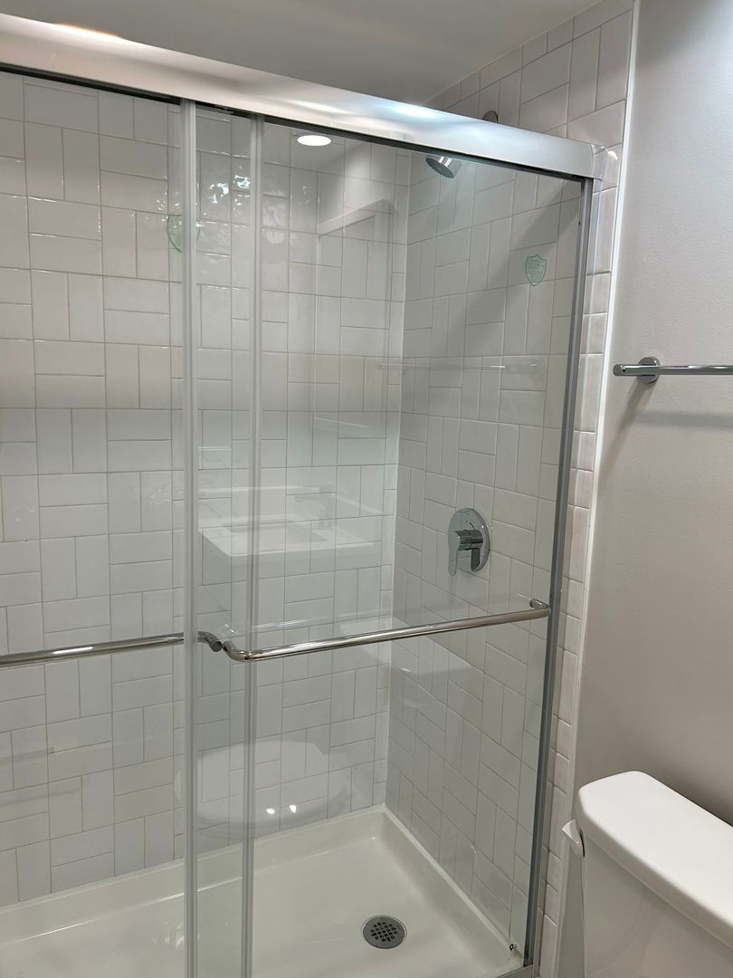 CHICAGO Apartment: 505 W MELROSE