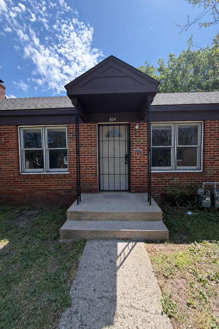 Wichita Apartment: 602 N Emporia