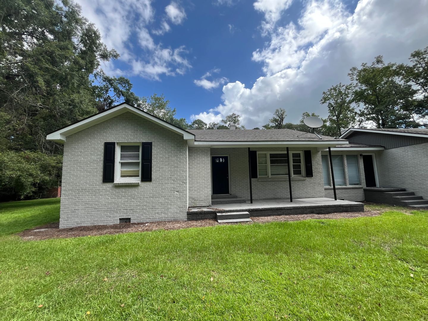 Savannah Apartment: 760 Highway 30