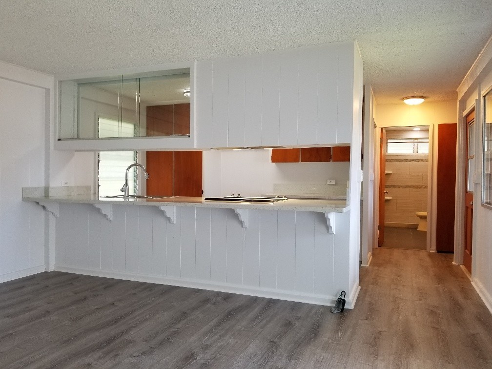 Aiea House: 99-121-C Inea Place