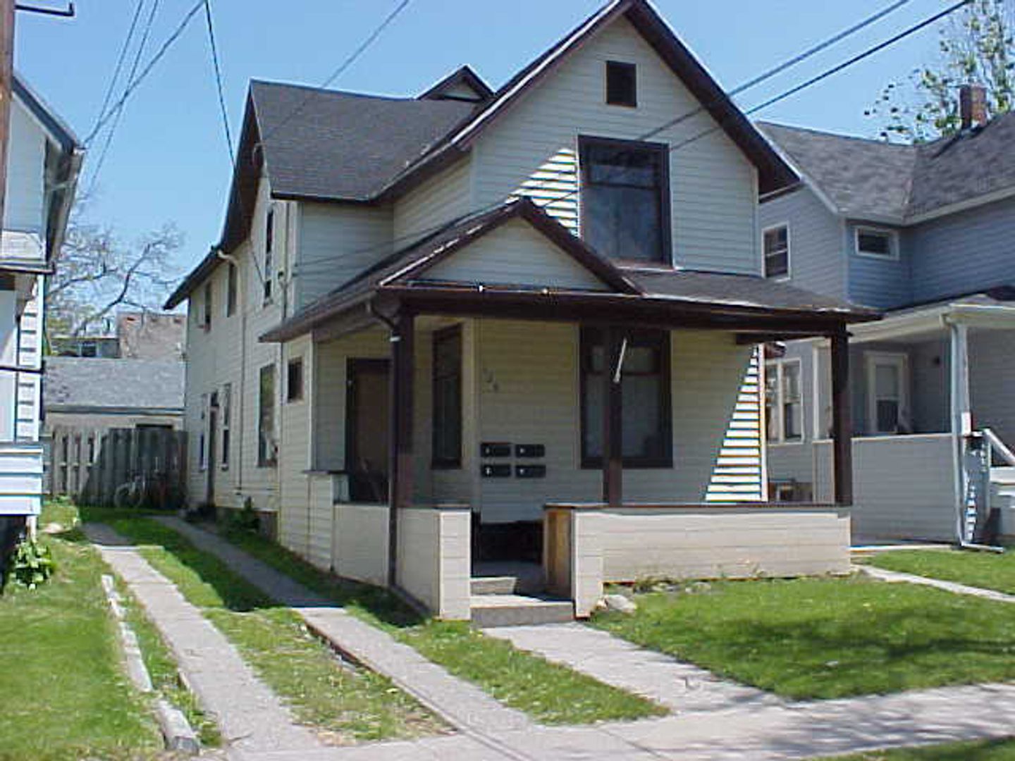 Lansing Apartment: 129 South Hosmer Street - 1