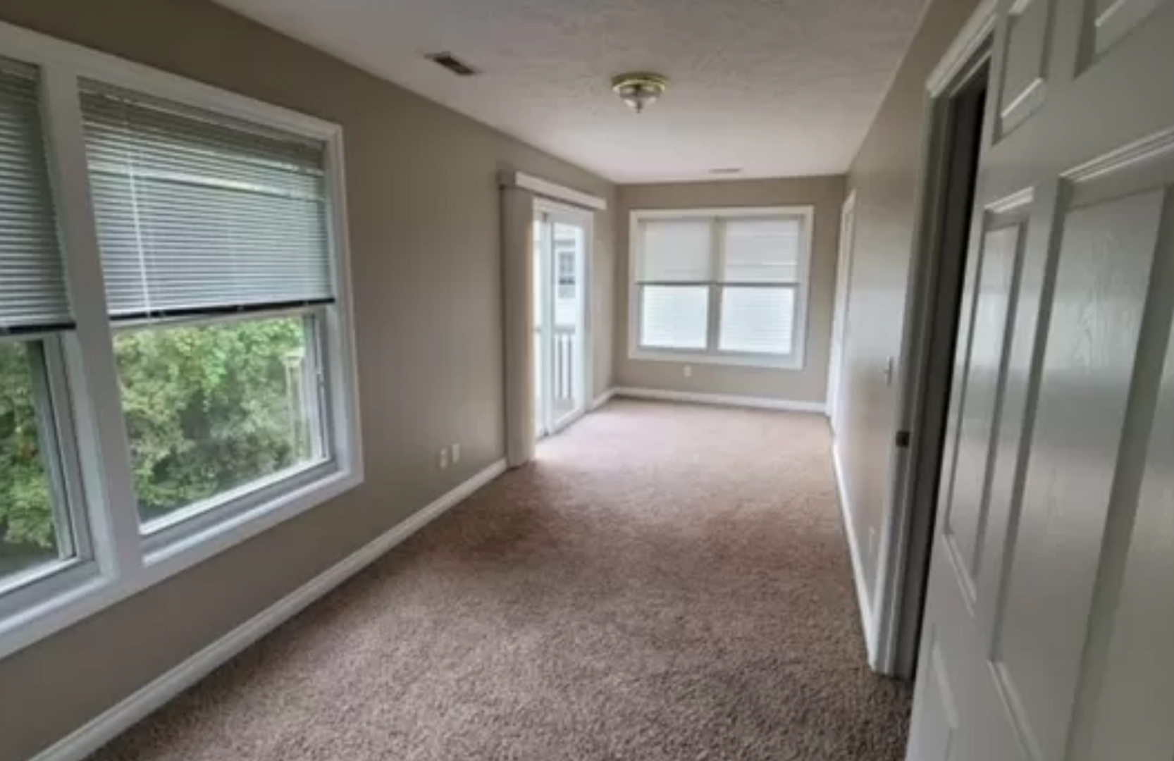 5854 & 5856 Outer Drive 5854 Outer Dr., Bath, MI 48808