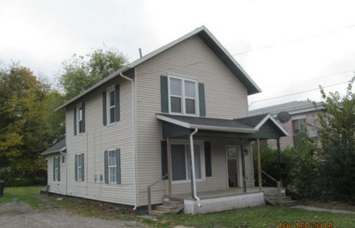 Welcome to 920 E Shiawassee #1 – photo 1