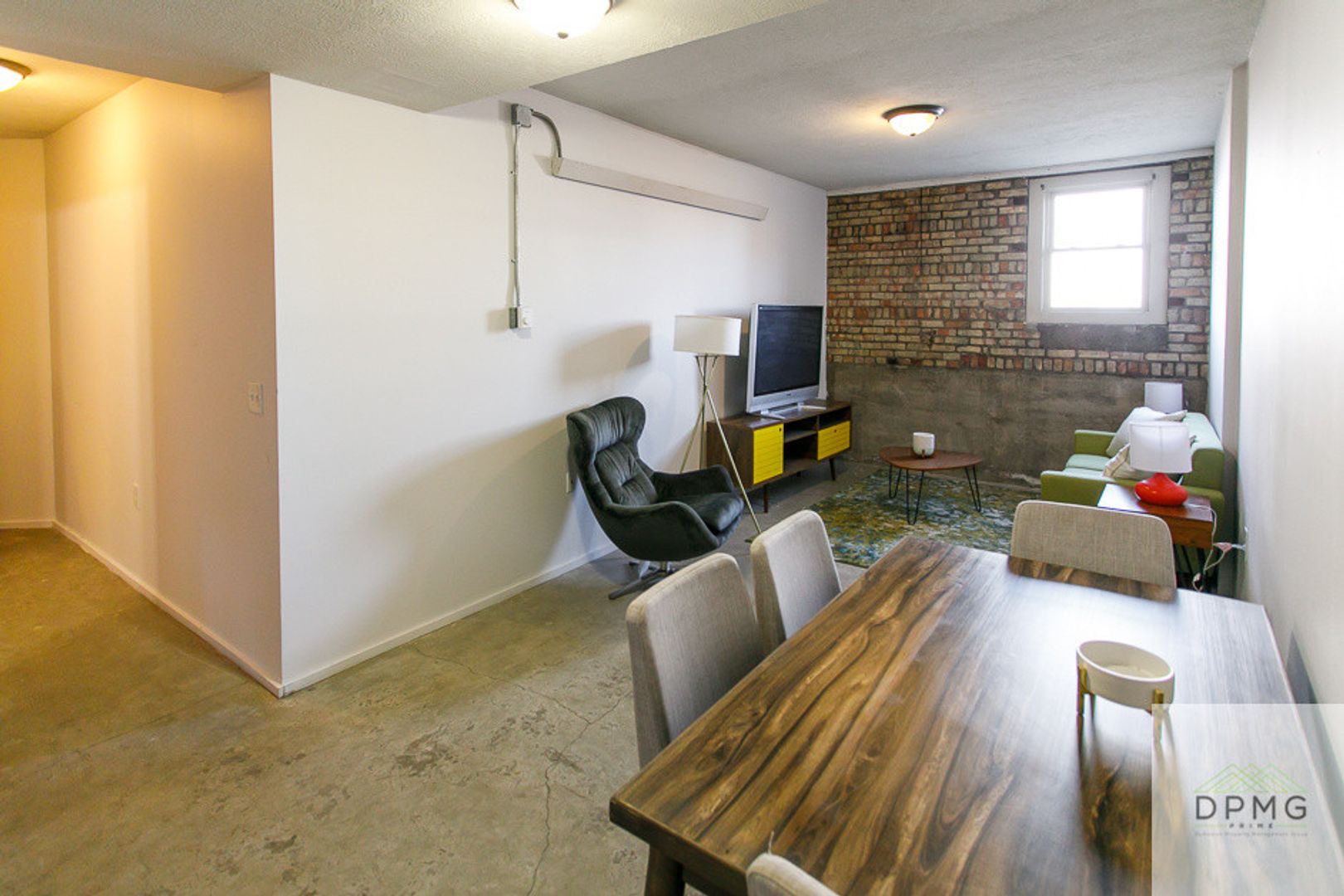 108 S Hosmer 12, Lansing, MI 48912