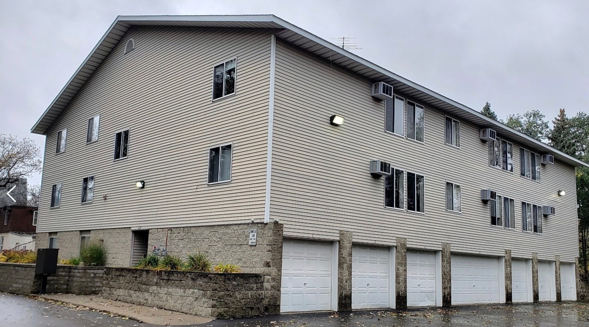 St. Cloud Apartment: 210 5th Avenue Northeast #104