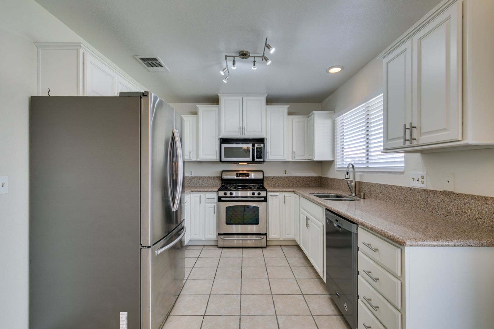 Henderson House: 2424 Millcroft Dr.