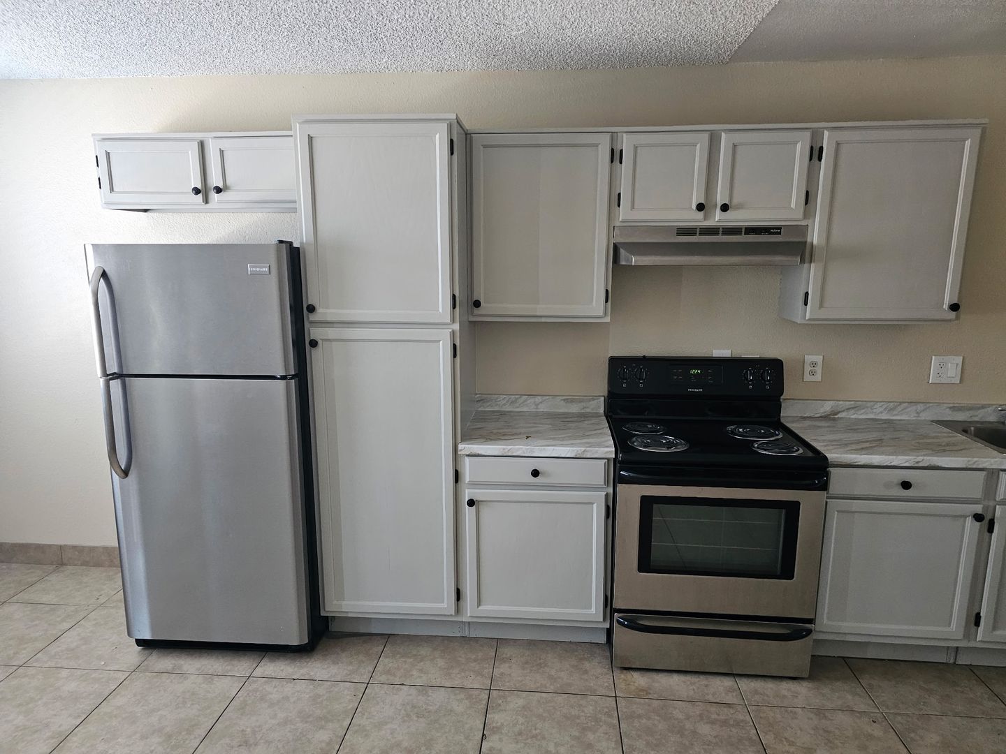North Las Vegas Apartment: 2432 Ellis St.