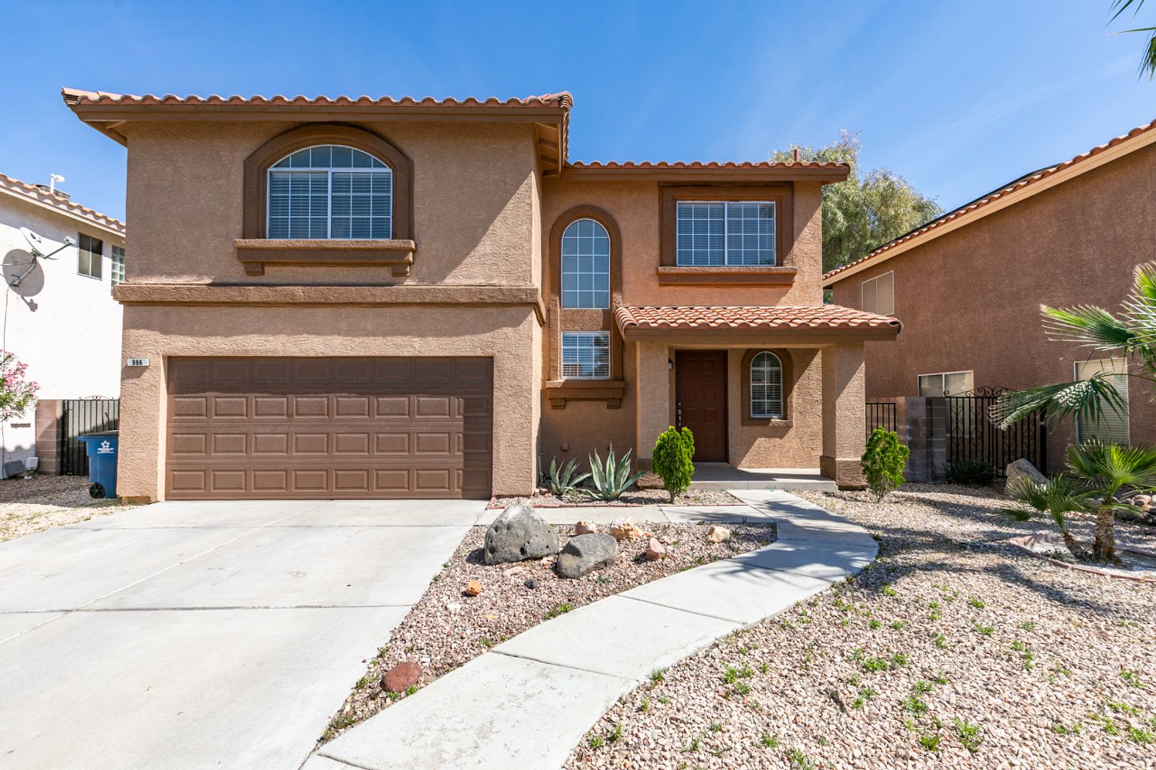 Henderson House: 986 Painted Pony Dr.