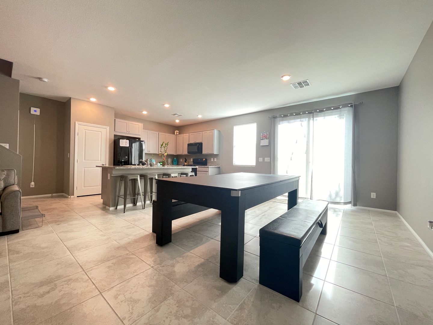 Las Vegas House: 9681 Eamont River St.