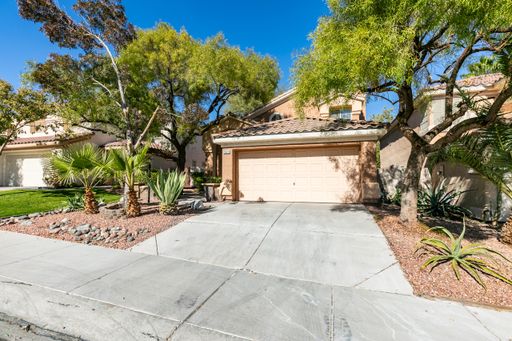 Beautiful 3-Bedroom Home in Peccole Ranch with Upgraded Finishes & Spacious Backyard – photo 1