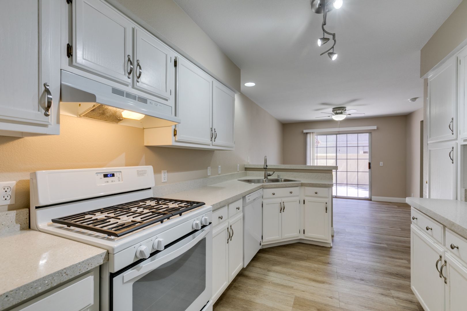 Henderson House: 2840 Cool Water Dr.