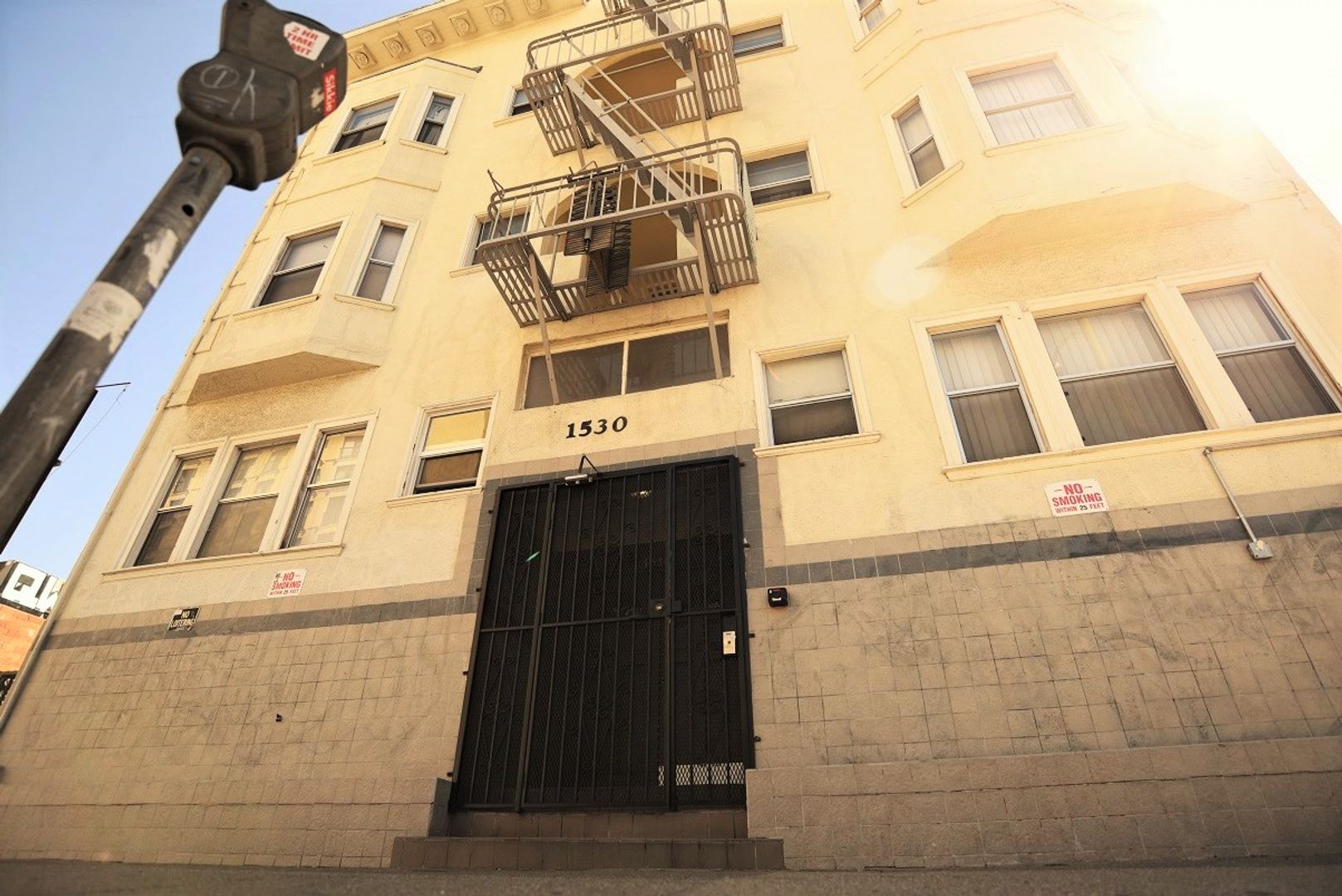 Oakland Apartment: 1530 Harrison Street