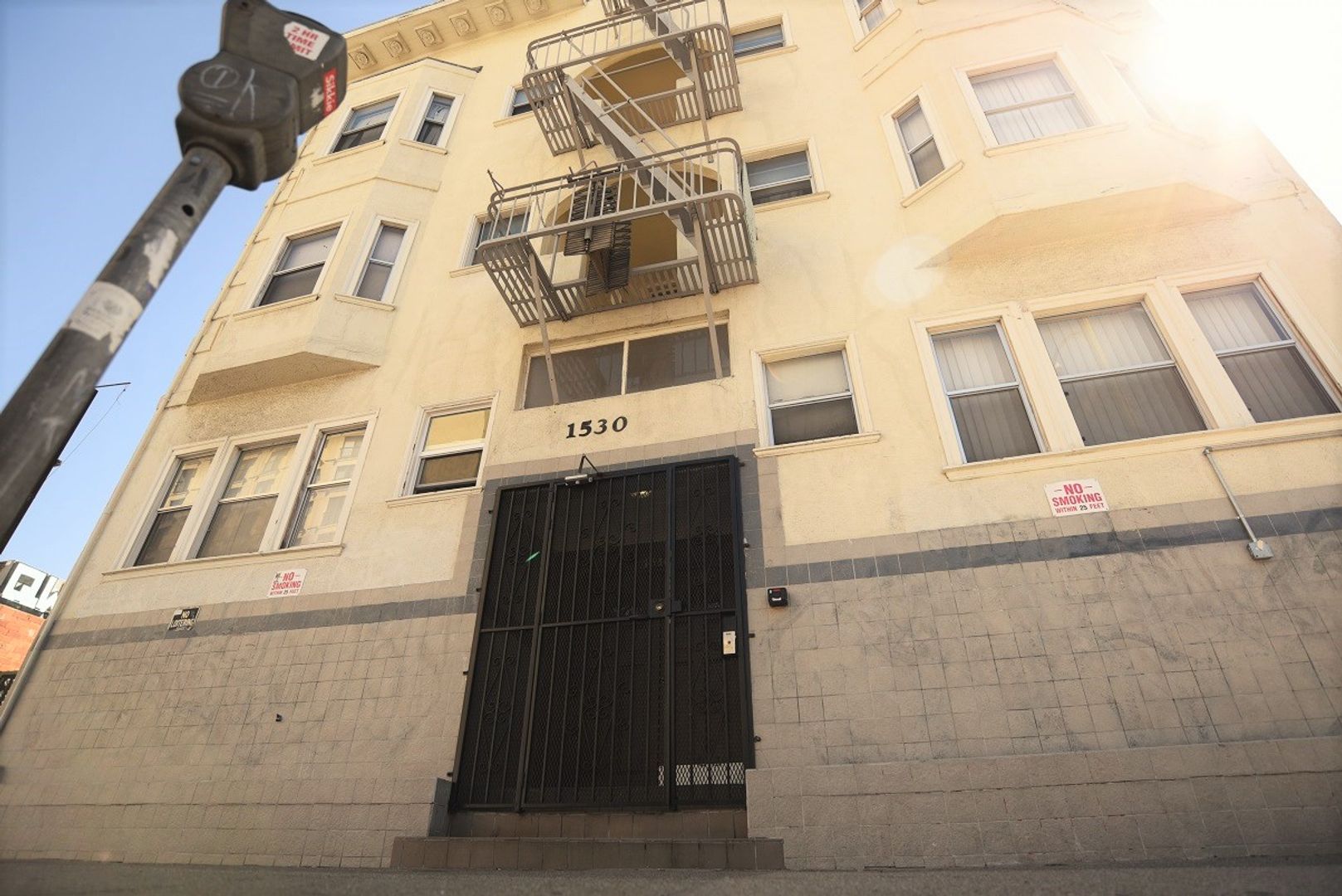 Oakland Apartment: 1530 Harrison Street