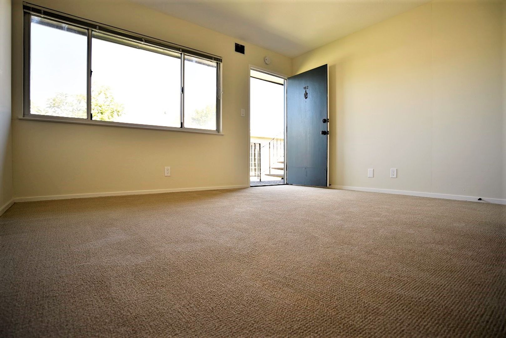 Oakland Apartment: 528 31st Street