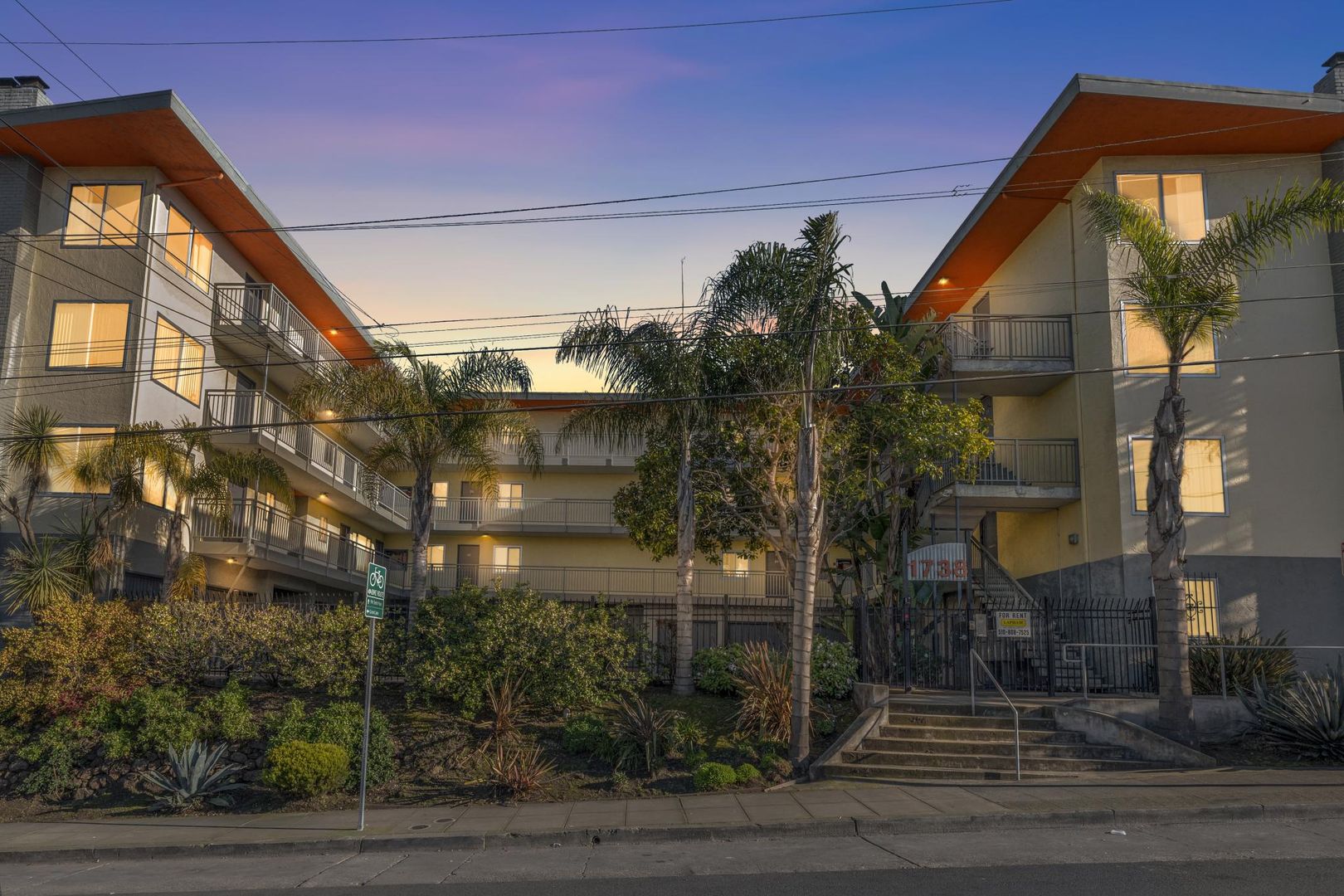 Oakland Apartment: 1738 4th Avenue