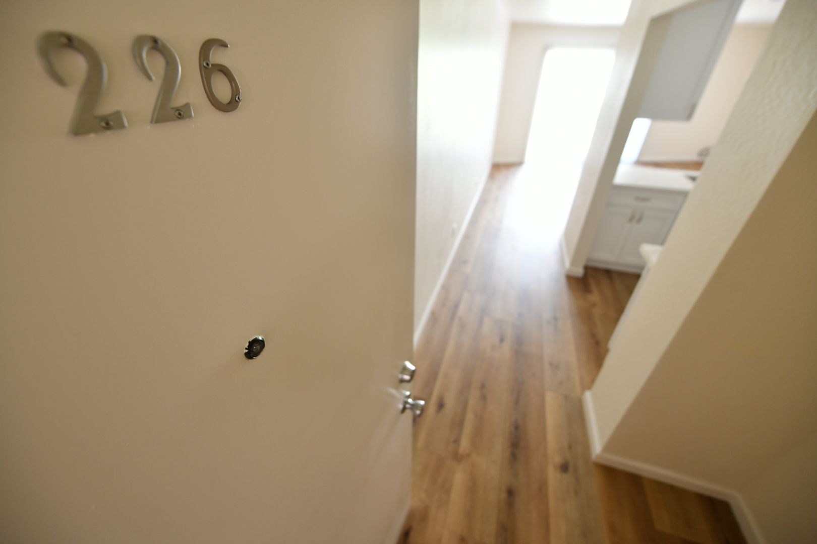 Oakland Apartment: 1553 Alice Street