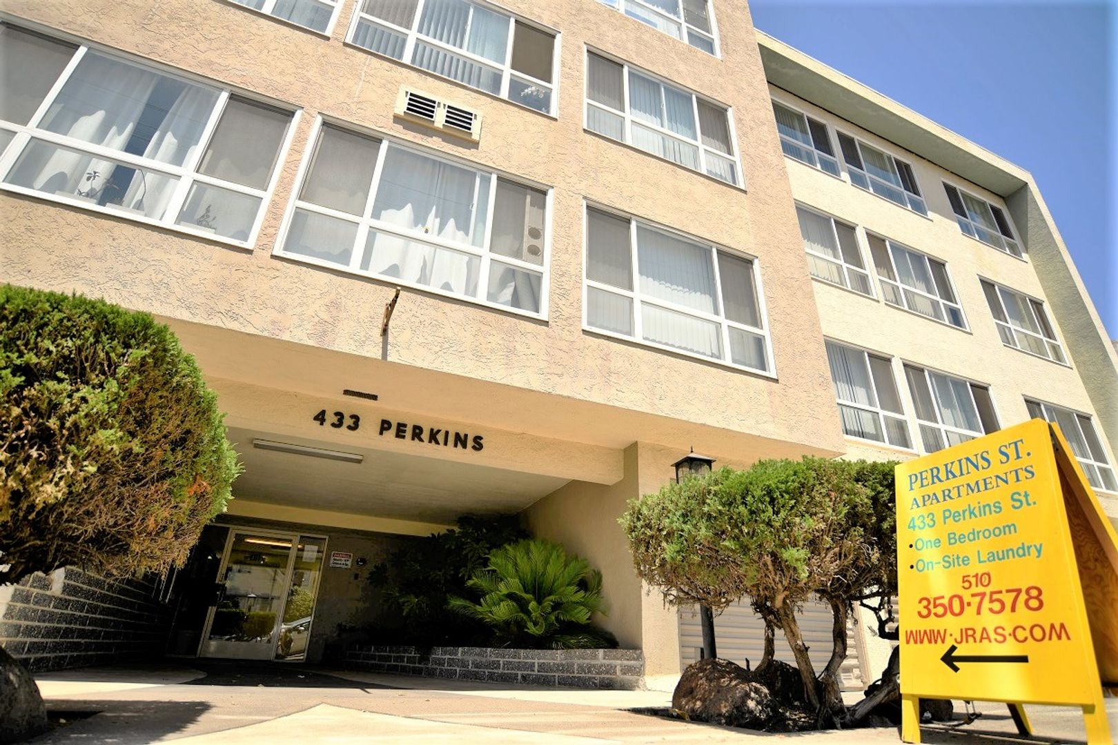 Oakland Apartment: 433 Perkins Street