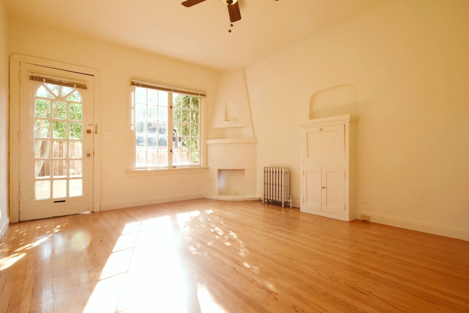 Berkeley Apartment: 1631-1633 Walnut Street