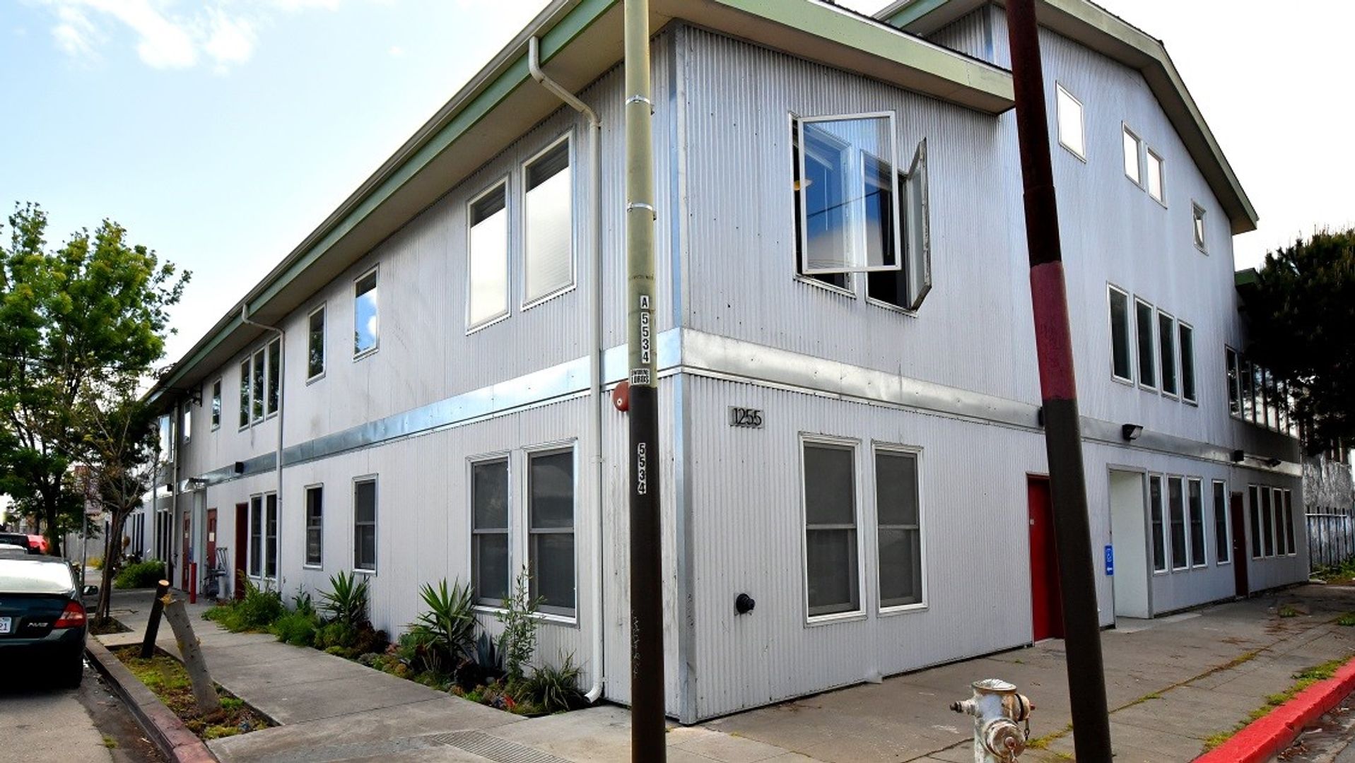 Oakland Apartment: 1255 26th Street