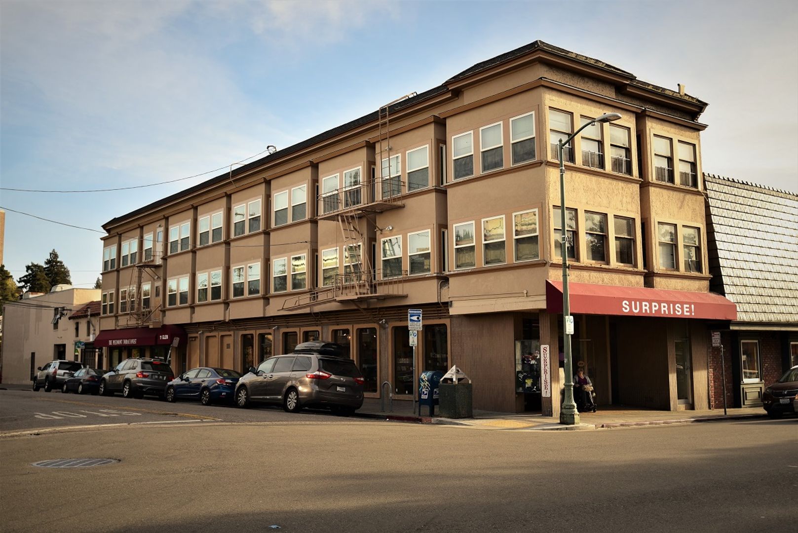 Oakland Apartment: 11 Glen Avenue