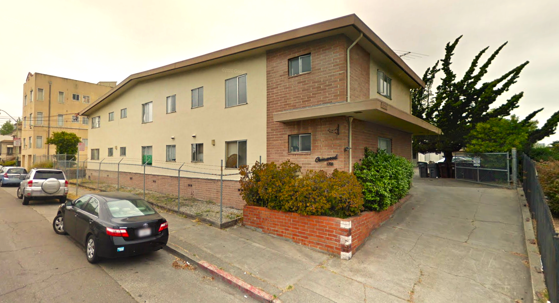 Oakland Apartment: 1721 4th Ave.