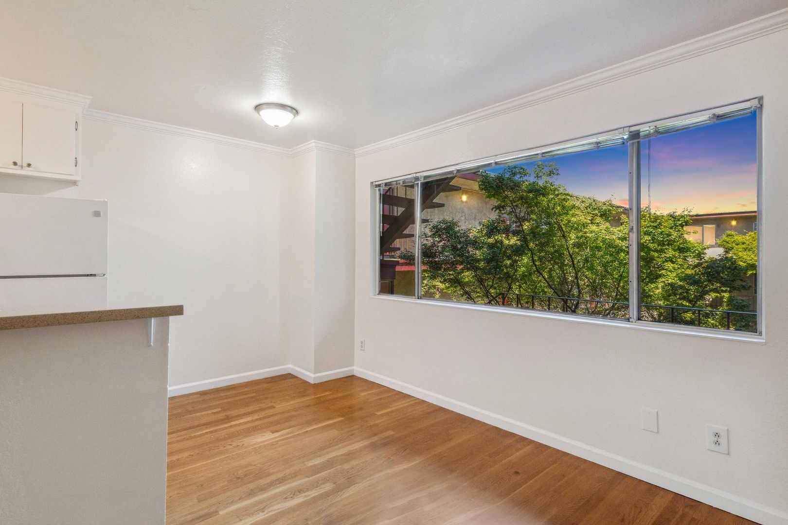 Oakland Apartment: 434 E. 17th Street